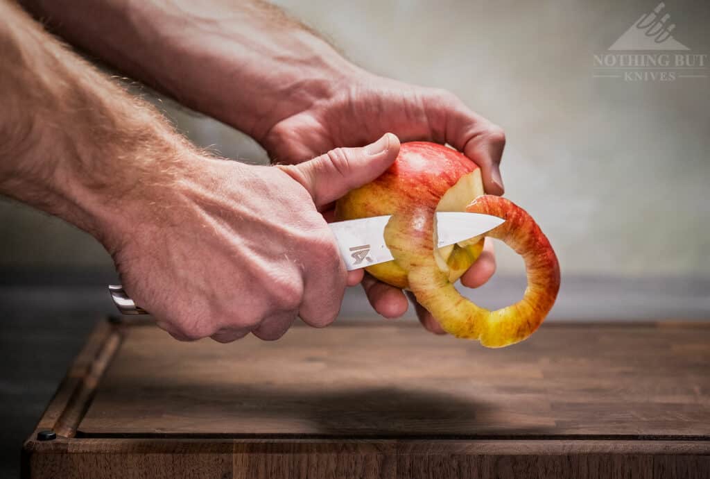 peeling an apple was fun and easy with the 3.5 inch Big Sunny paring knife.