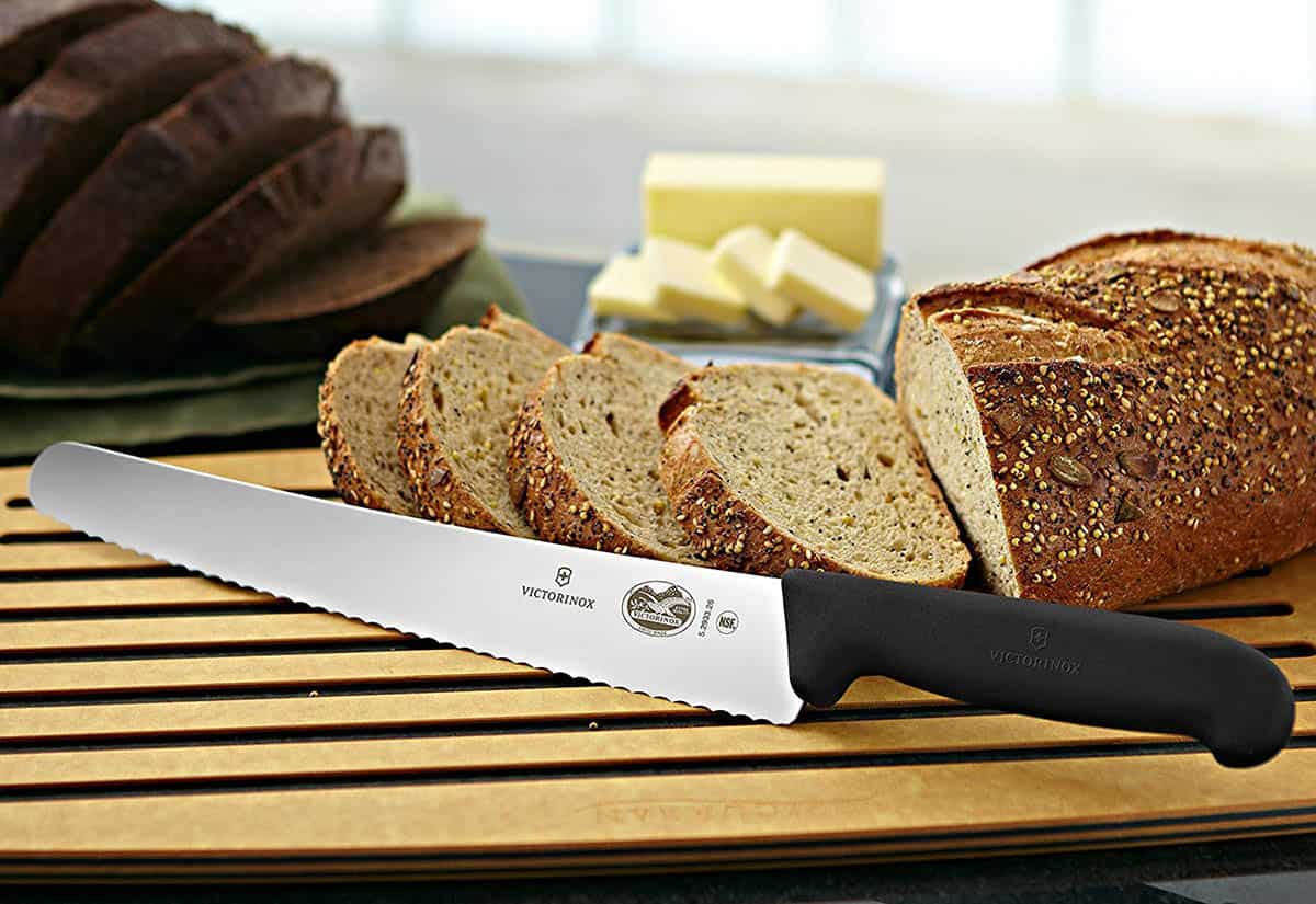 Victorinox Swiss Army 10.25 Inch Fibrox Pro Curved Bread Knife