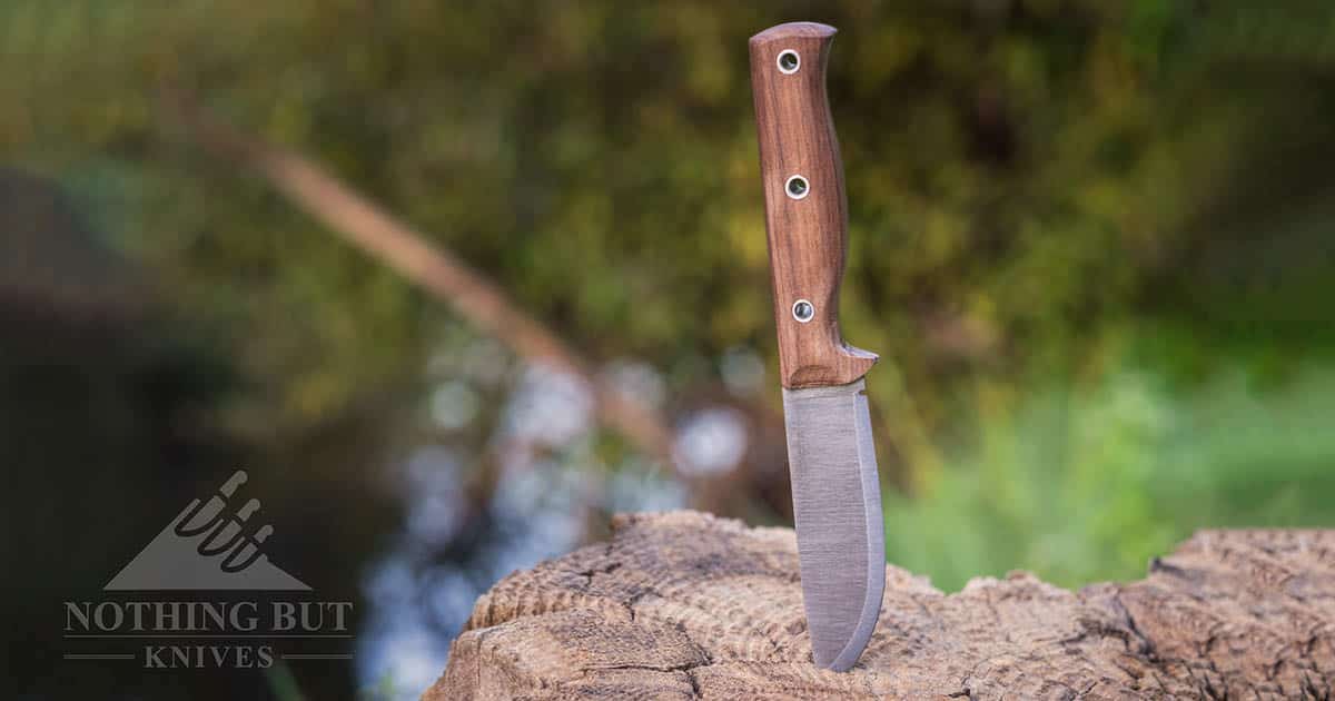 Condor Swamp Romper Bushcraft Knife Review that covers everything from pros and cons to sheath quality.