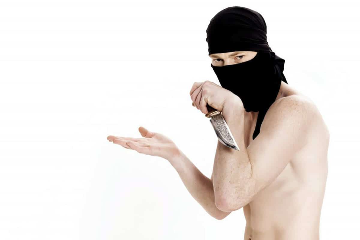 You'Re Using Your Knife Wrong, Dummy - Image 3 conversations about knife fighting are a must for any knife owner