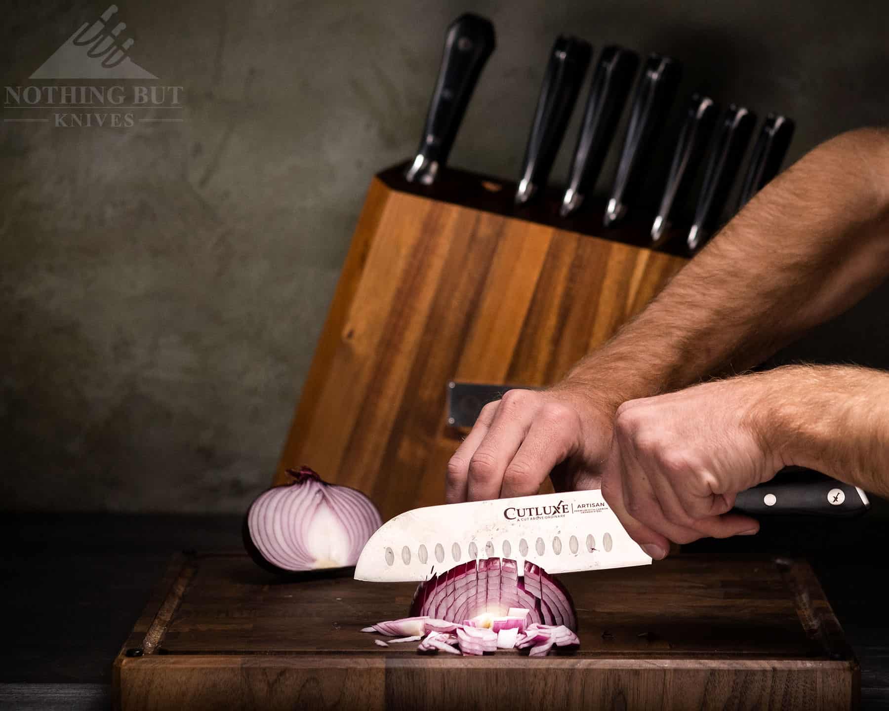 The Santoku knife is one of the standout performers in the Cutluxe Artisan series knife set. 