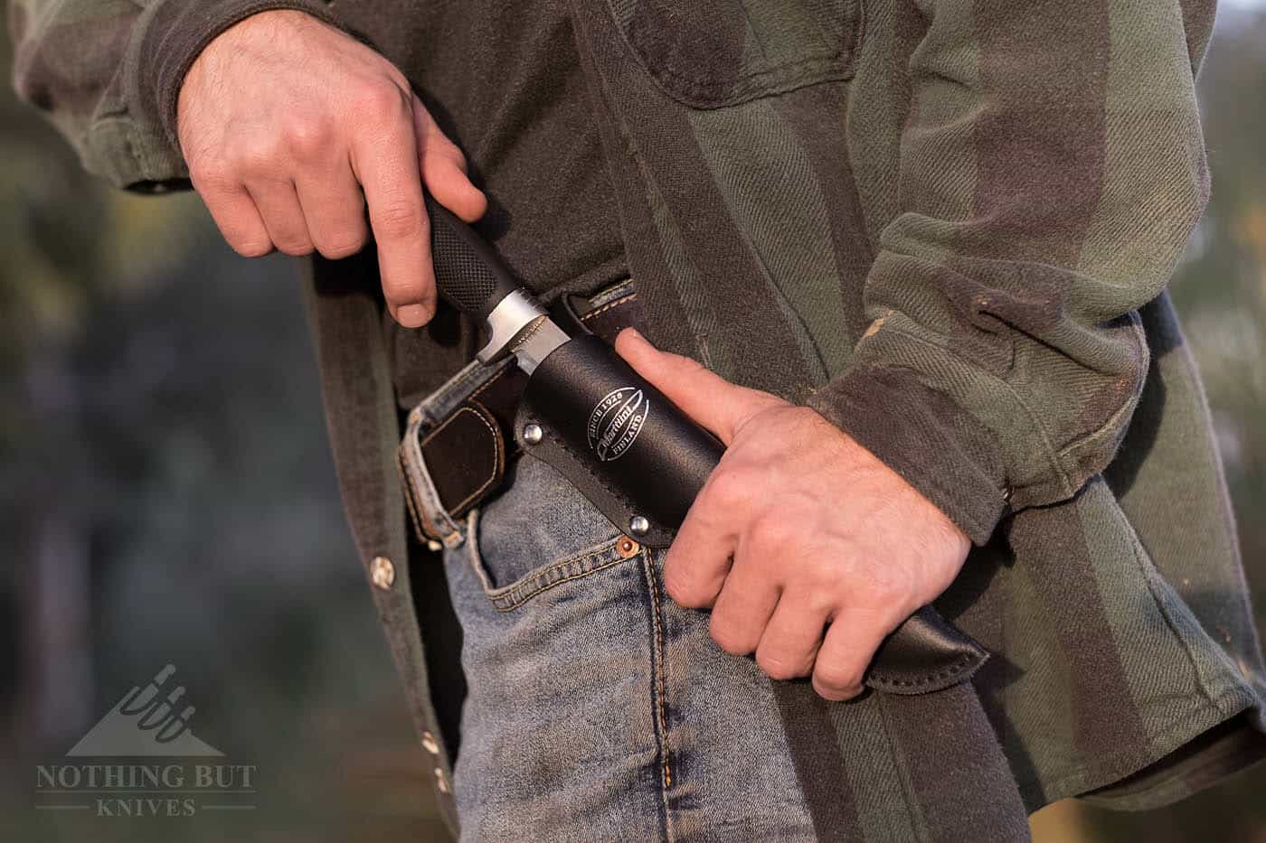 Marttiini Condor Bowie Mn17 Knife Review - Image 6 Marttiini Condor Bowie MN17 leathe rsheath