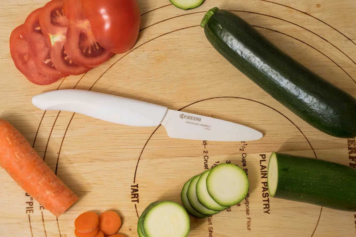 Kitchen knife review of the Kyocera Revolution Series 3 Inch Paring Knife.