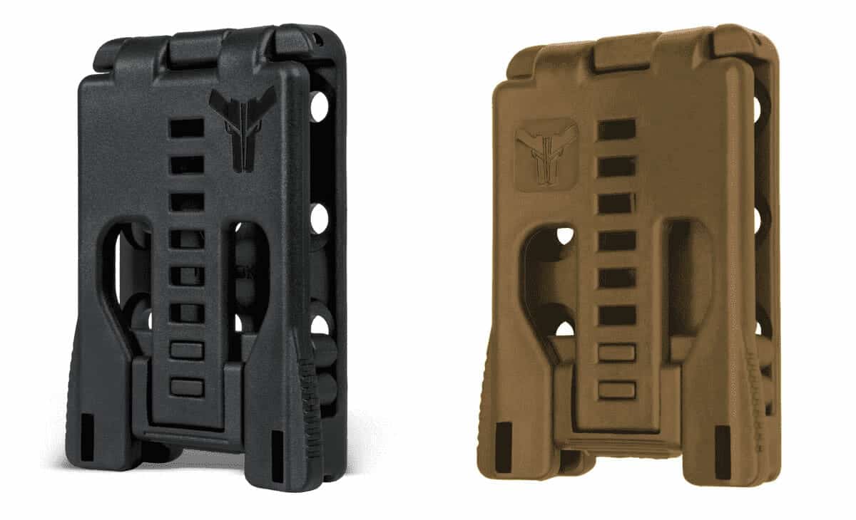 A Tek Lok can make any MOLLE compatible sheath into a horizontal carry sheath. 