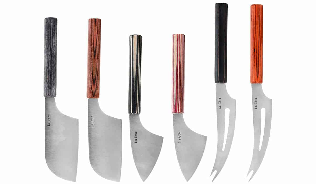 This set comes with some sweet-styled cleavers, parmesan knives, and pronged knives.