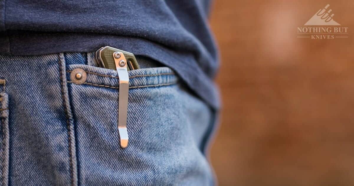 Kizer Begleiter Review: A Fancy Knife For Us Poor Folk - Image 7 The Kizer Begleiter is a little thick in the pocket, but it is not uncomfortable.