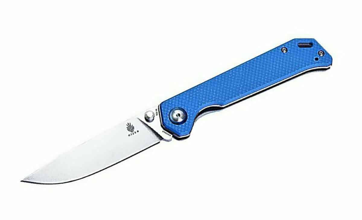 The Kizer Vanguard Series Begleiter pocket knife with blue handle.