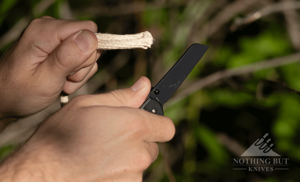 Camillus 6.5 With Marlin Spike Review - Image 3 The sharp blade on the Camillus 6.5 pocketknife cuts rope with ease.