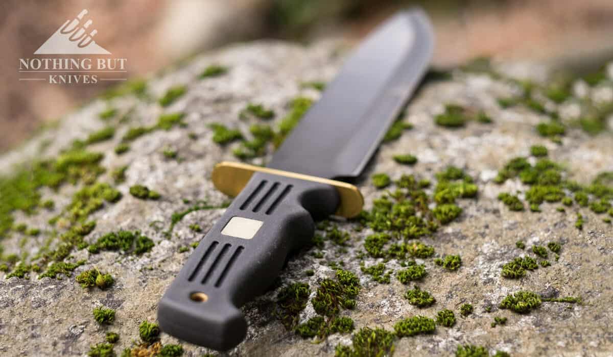 Frost Cutlery Quicksilver Bowie Knife Review - Image 2 The Quicksilver Fixed Blade Bowie has a very comfortable handle