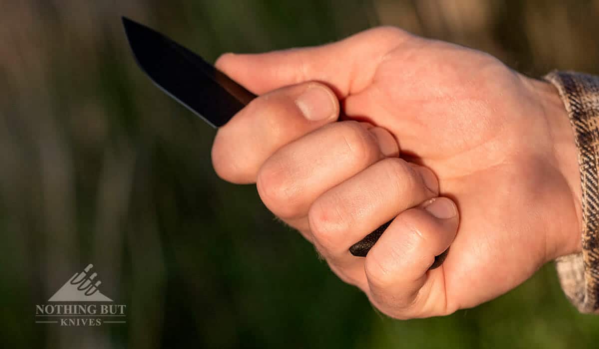 Outdoor Edge Le Duck Knife Review - Image 5 The handle ergonomics of the Le Duck are good but not great.