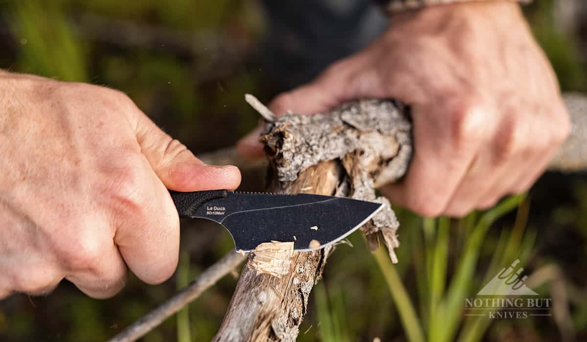 Outdoor Edge Le Duck Knife Review - Image 11 If you are patient you can chop through a piece of wood with the Le Duck.