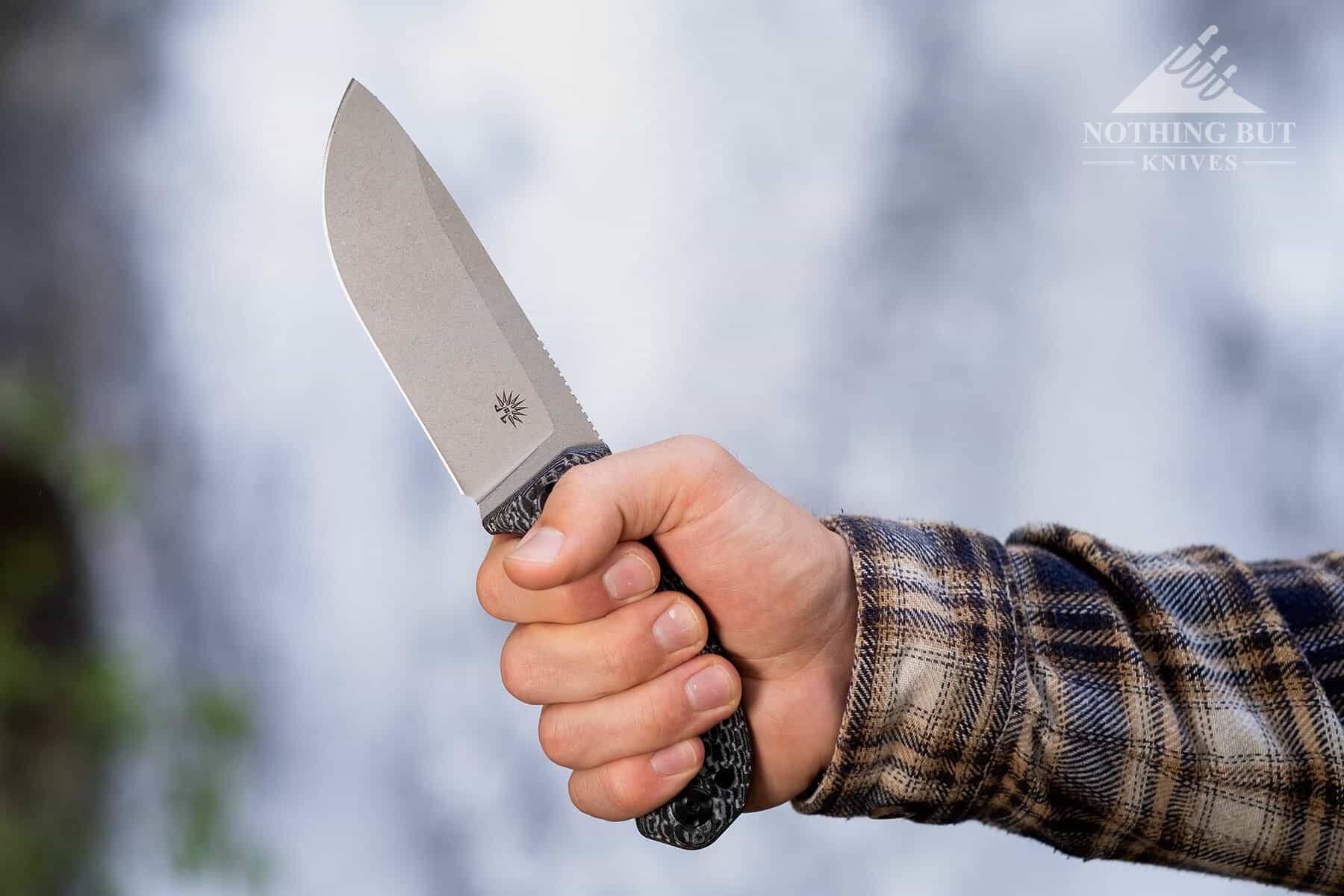 The handle of this knife is big and easy to grip when performing tough tasks.