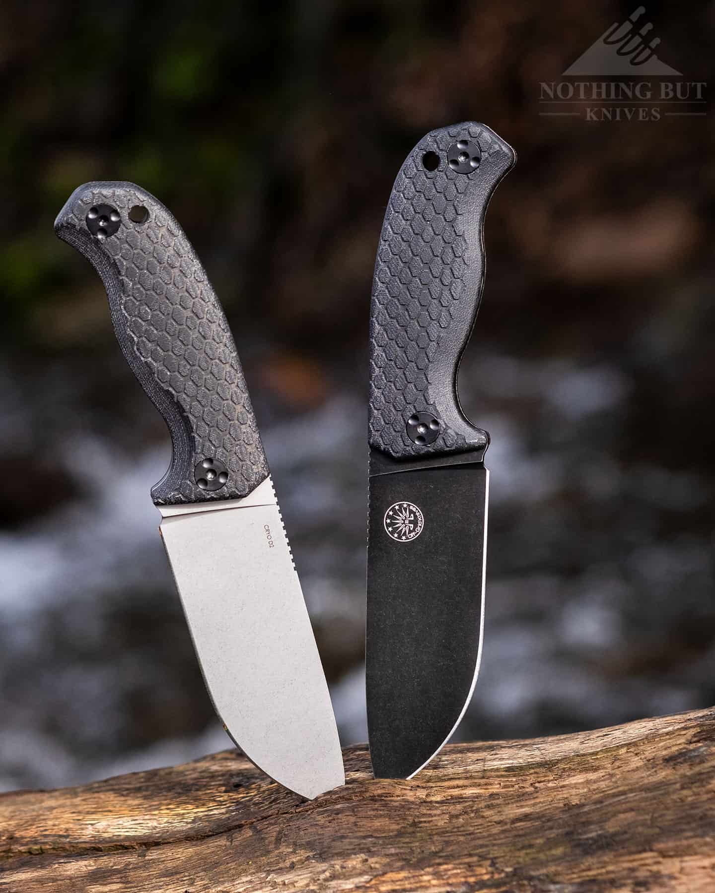 The all new Off-Grid Tracker-X2 comes with a stonewashed blade or a  blackout blade.