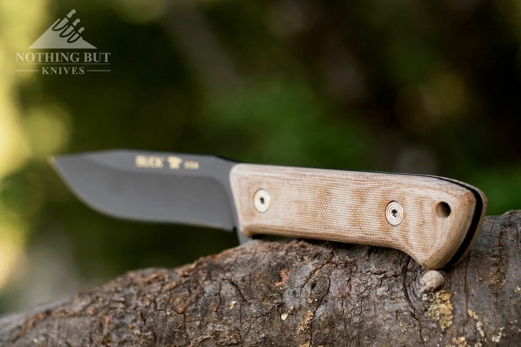 Buck 104 Compadre Knife Review - Image 5 The scales have just about the right amount of softness and they’re ground with nice rounded edges that feel pretty fantastic.