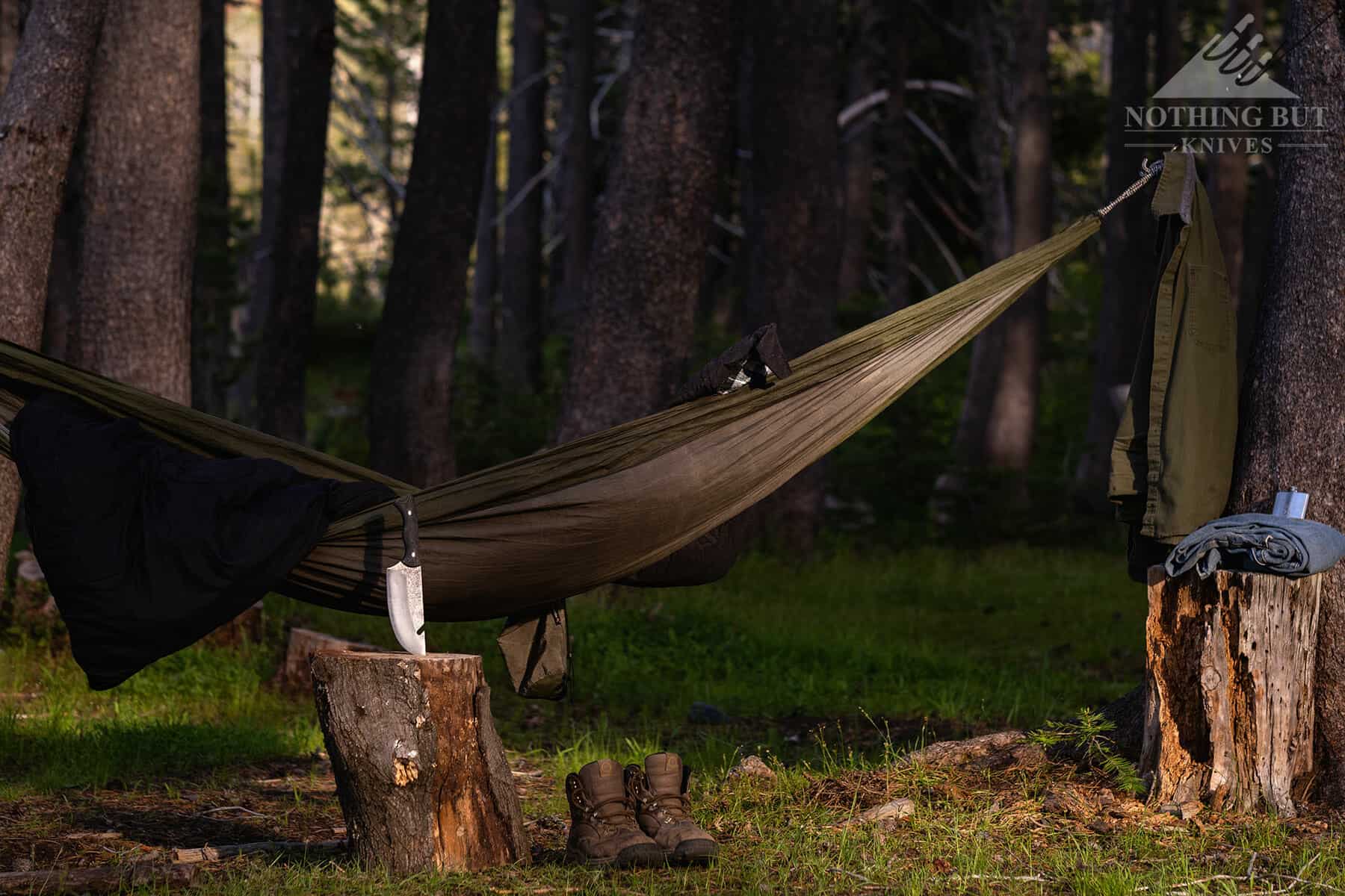 The Condor Bush Slicer looks right at home outdoors. 