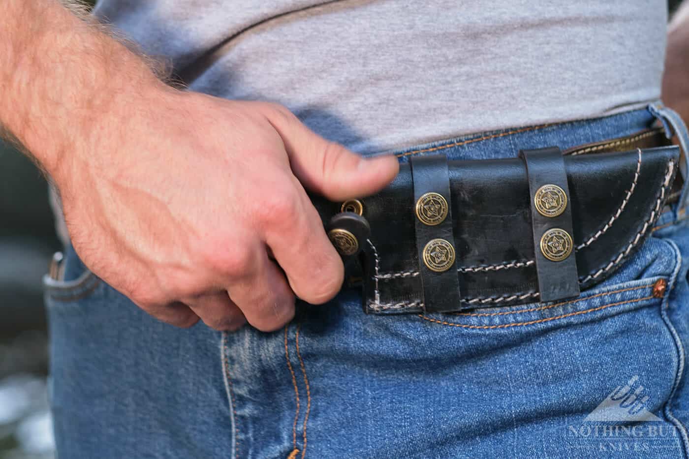 Forseti Steel Ironside Damascus Tracker Review - Image 10 The Forseti Steel Ironside Tacker Damascus Steel sheath is design for horizontal carry only.
