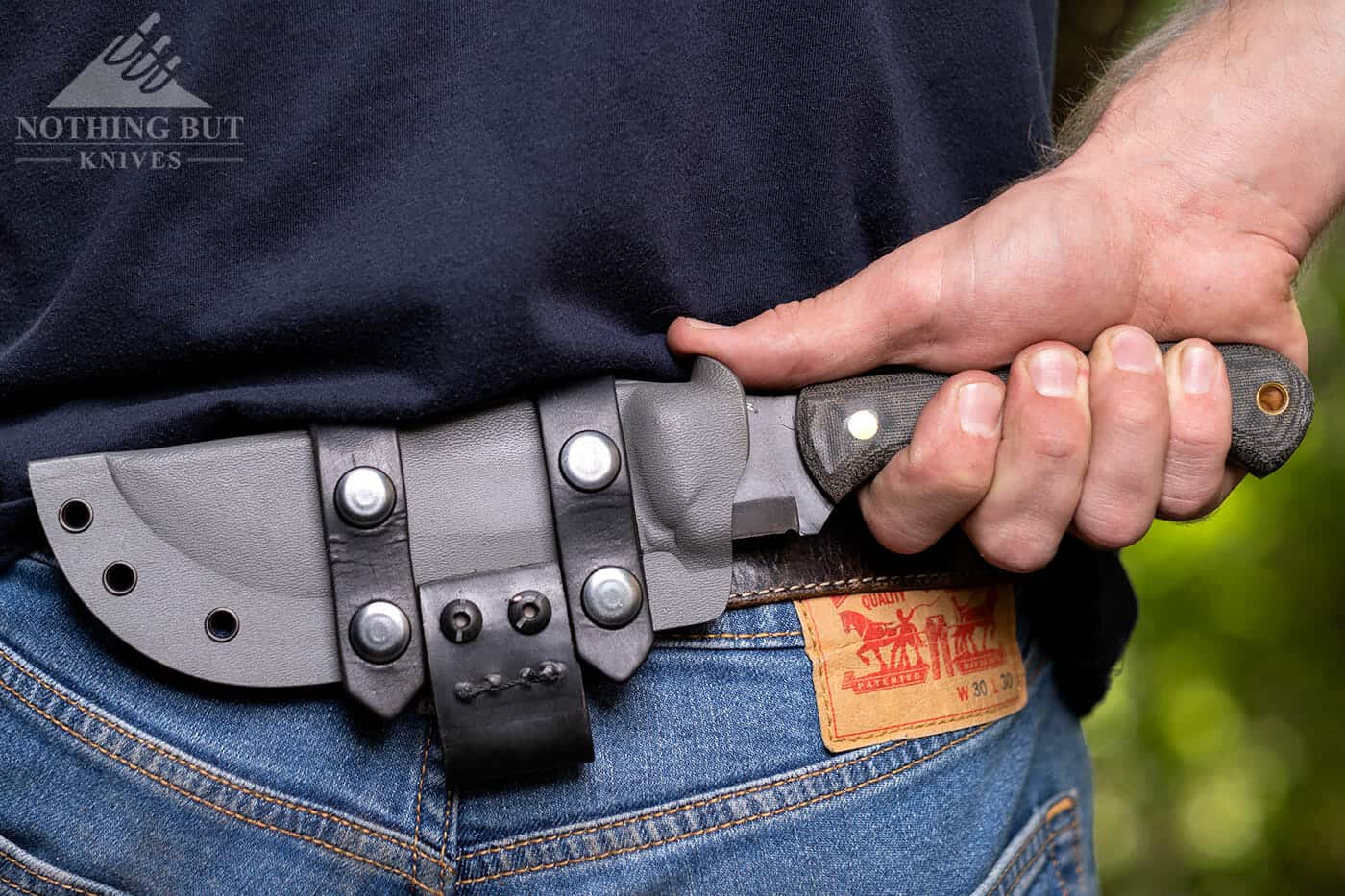 The SBK sheath can be configured for scout carry for both left handed and right handed folks. 