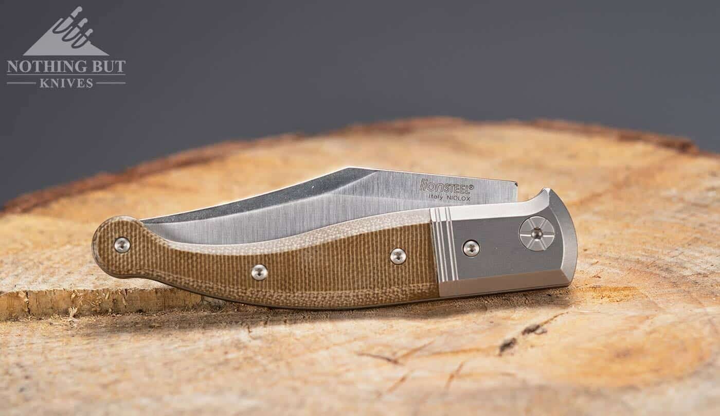 Blade closed on the Gitano slip joint knife. Pictured here on a tree stump.