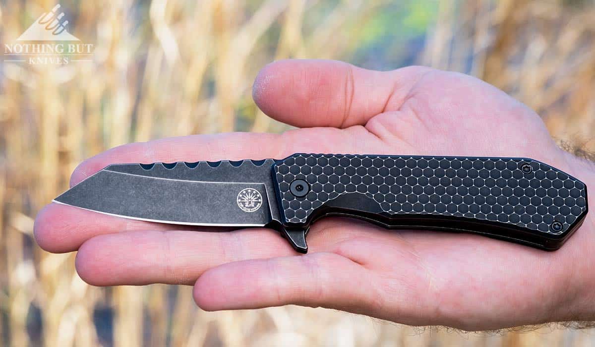 Off Grid Black Mamba Review - V3 Update - Image 13 The handle of the Black Mamba is clunky and awesome.