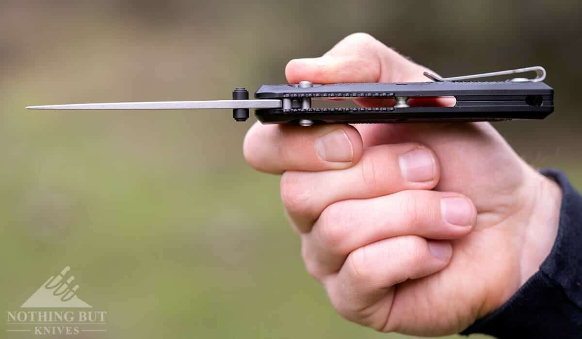 Gerber Sedulo Review - Image 11 The Sedulo's blade locks in place quietly.