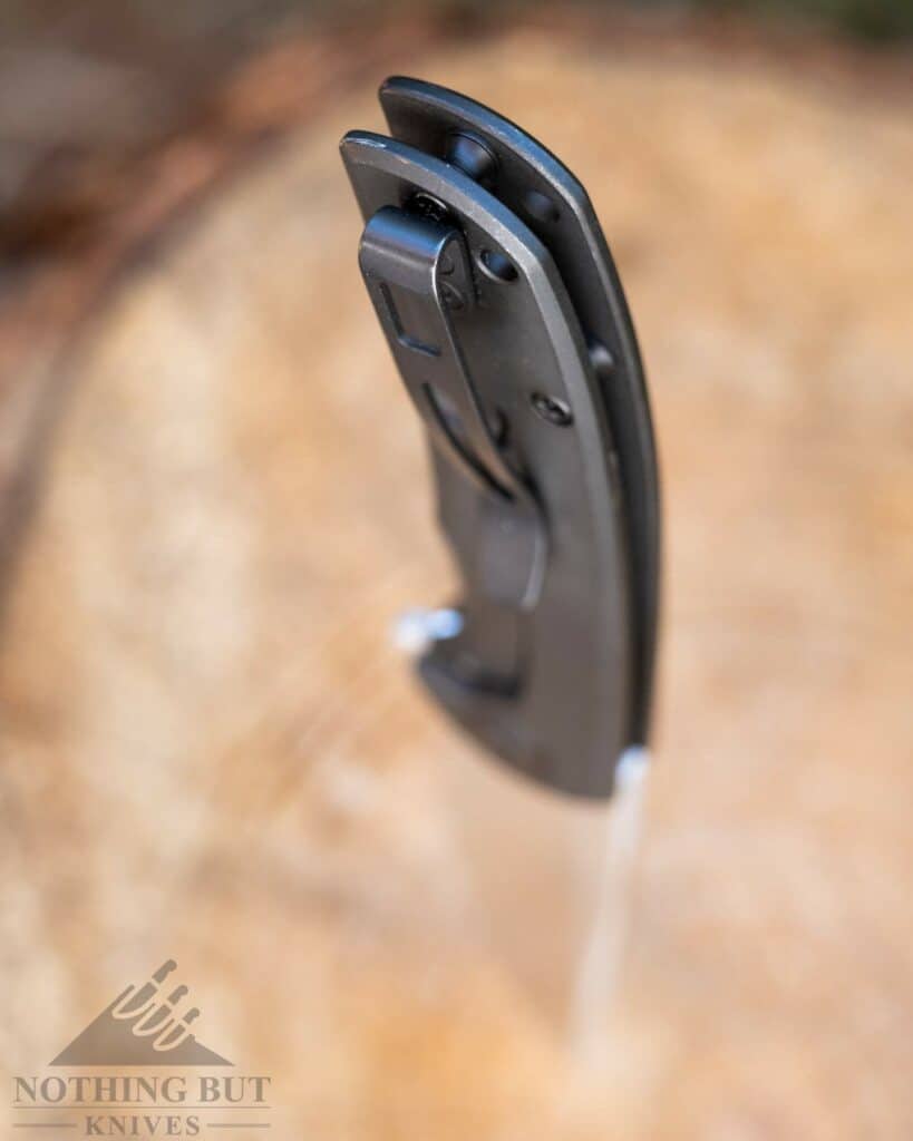 Shallow depth of field image of the Civivi Nock folding knife pocket clip. 