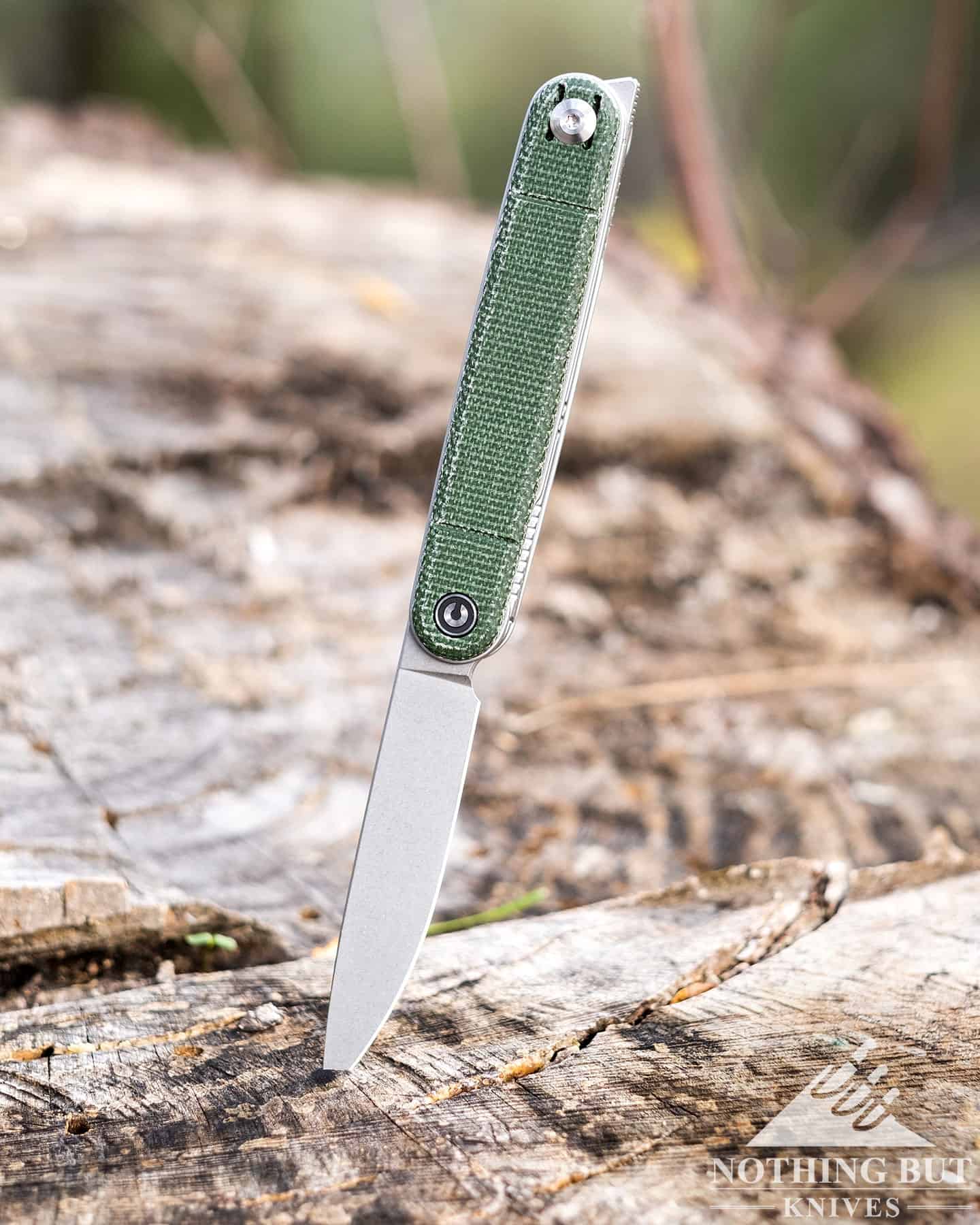 Header image for our in-depth review of the Civivi Crit multi tool knife.