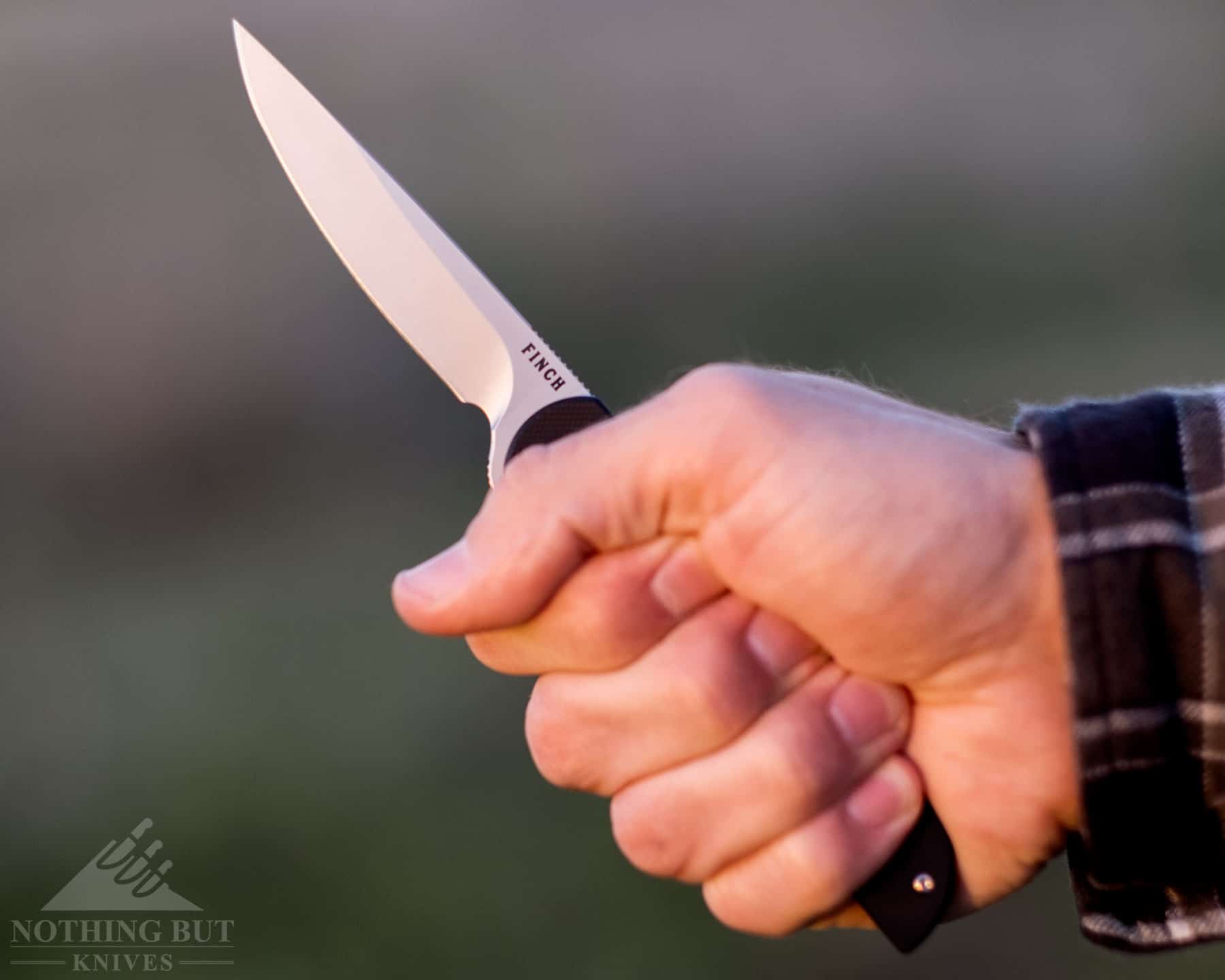 Finch Knife Co Cimarron Review - Image 8 The Finch Cimarron has a fairly comfortable handle.