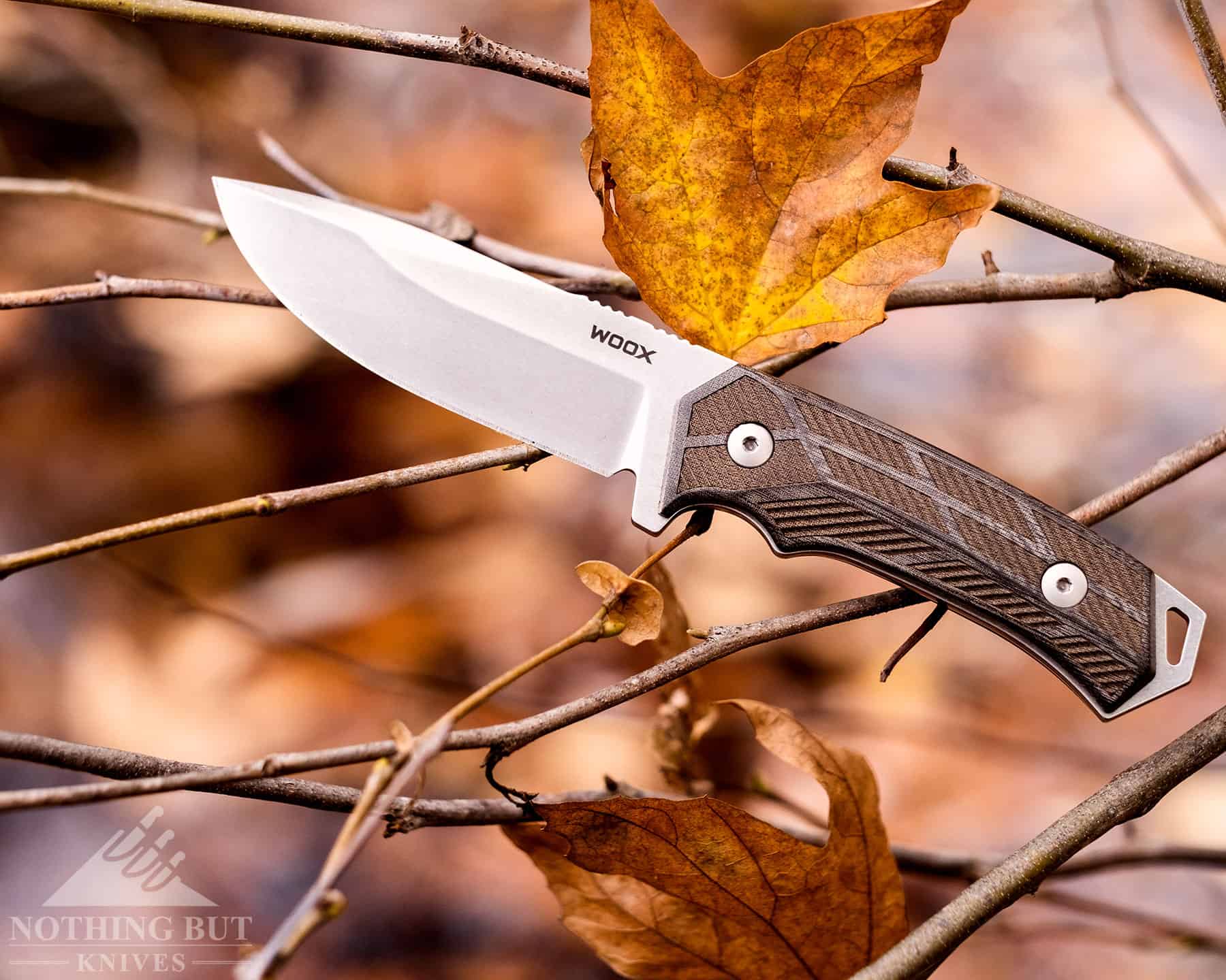 The Woox Rock 62 is a capable fixed blade survival knife. 