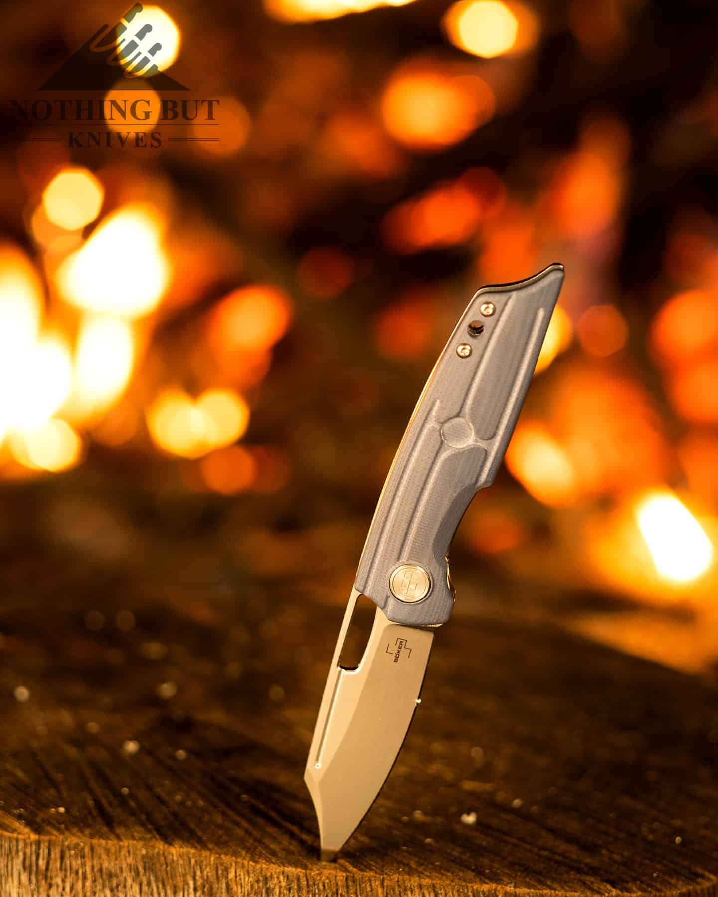 The Boker Plus HEA Hunter wins the award for best design for a spaceship. 