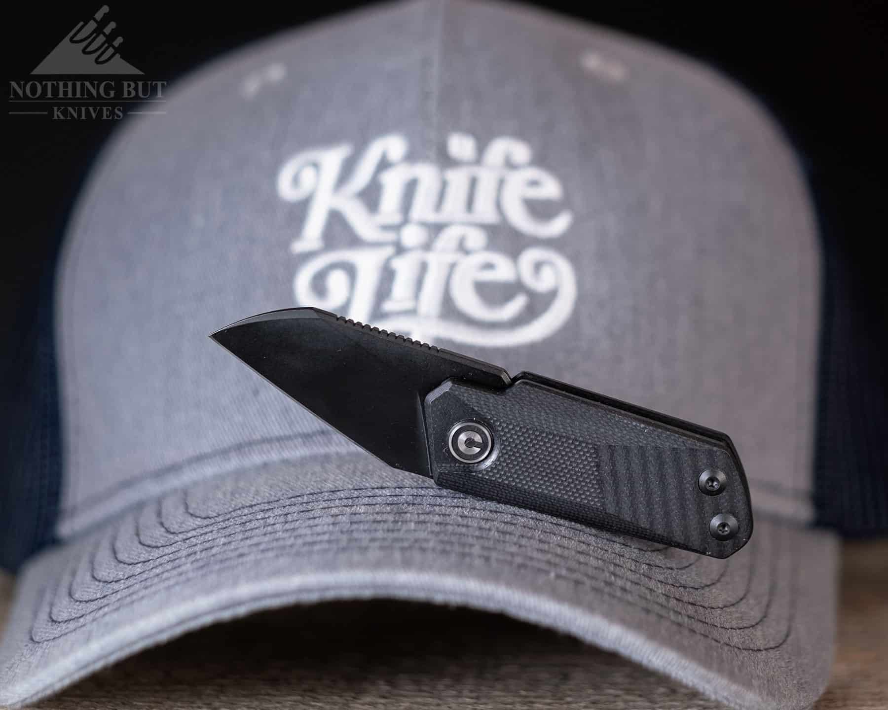 The modern look of the Civivi Ki-V sets it apart from most slip joints, but it is still practical knife that is legal to carry almost anywhere. 