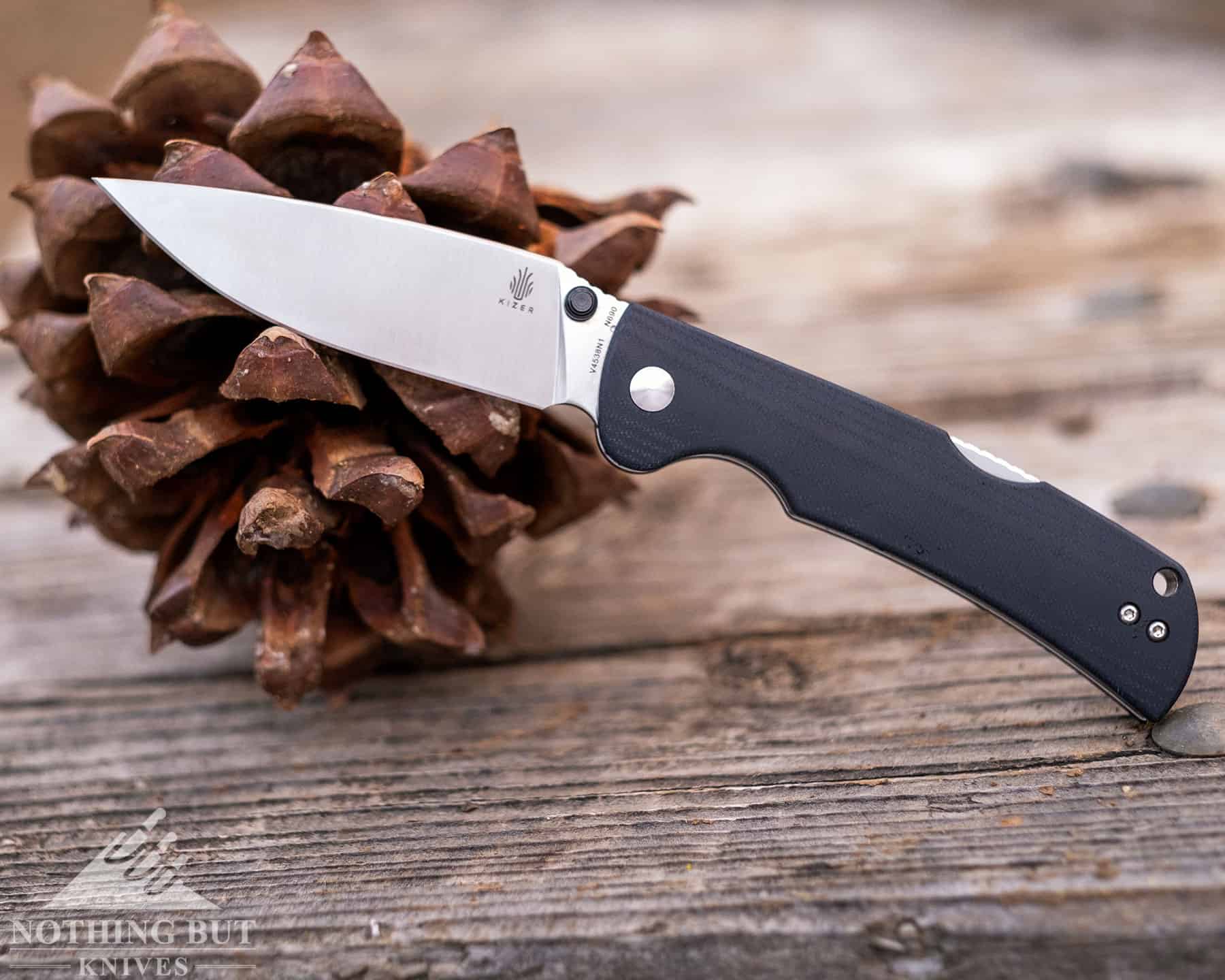 Kizer Slicer Lockback Knife Review - Image 15 The Kizer Slicer offers impressive build quality and performance for the price.