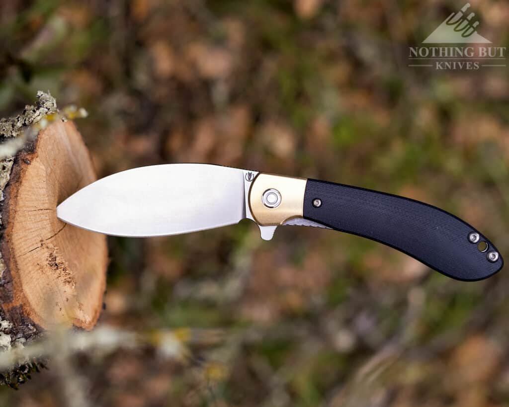 Vosteed Nighshade Review - Image 15 Vosteed Nighshade Review - Image 5: Voxsteed Nightshade Knife Outdoors