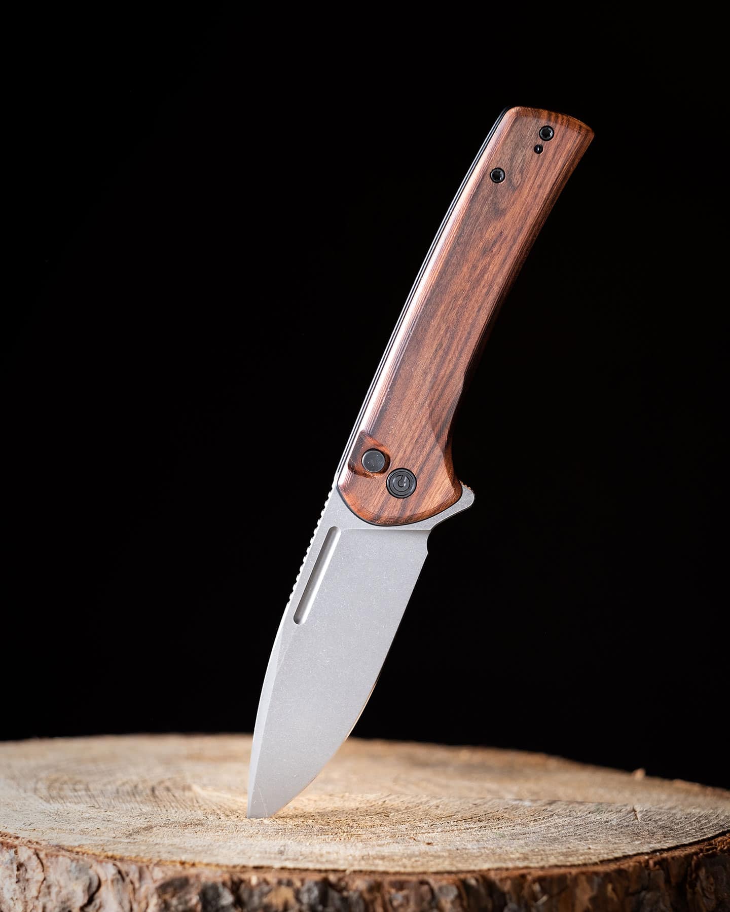 Header image for our review and photo gallery of the Civivi Conspirator pocket knife.