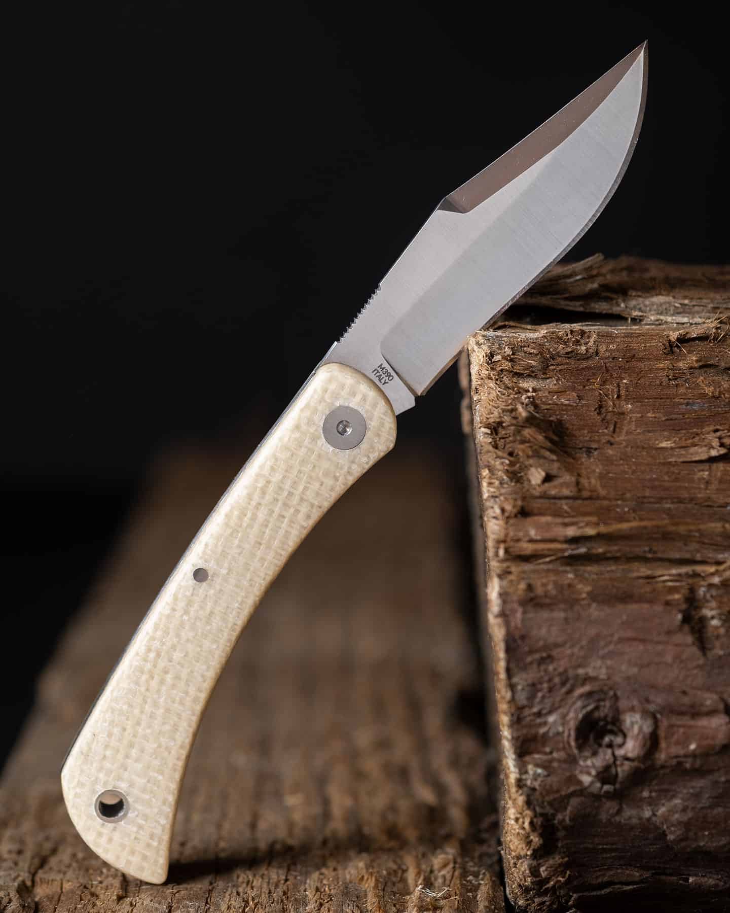 Header image for our Fox Mi Libar photo tour and review article.