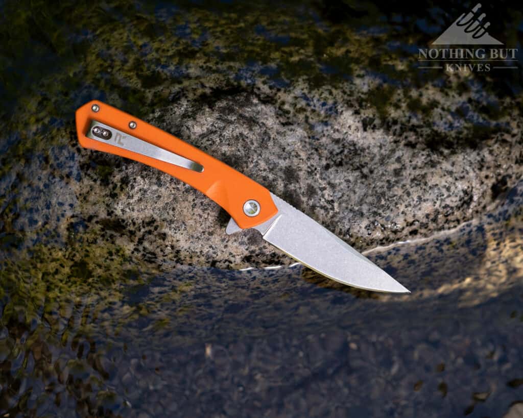 The Revo Warden 2 is a well designed budget pocket knife that is great for camping or hard use. 