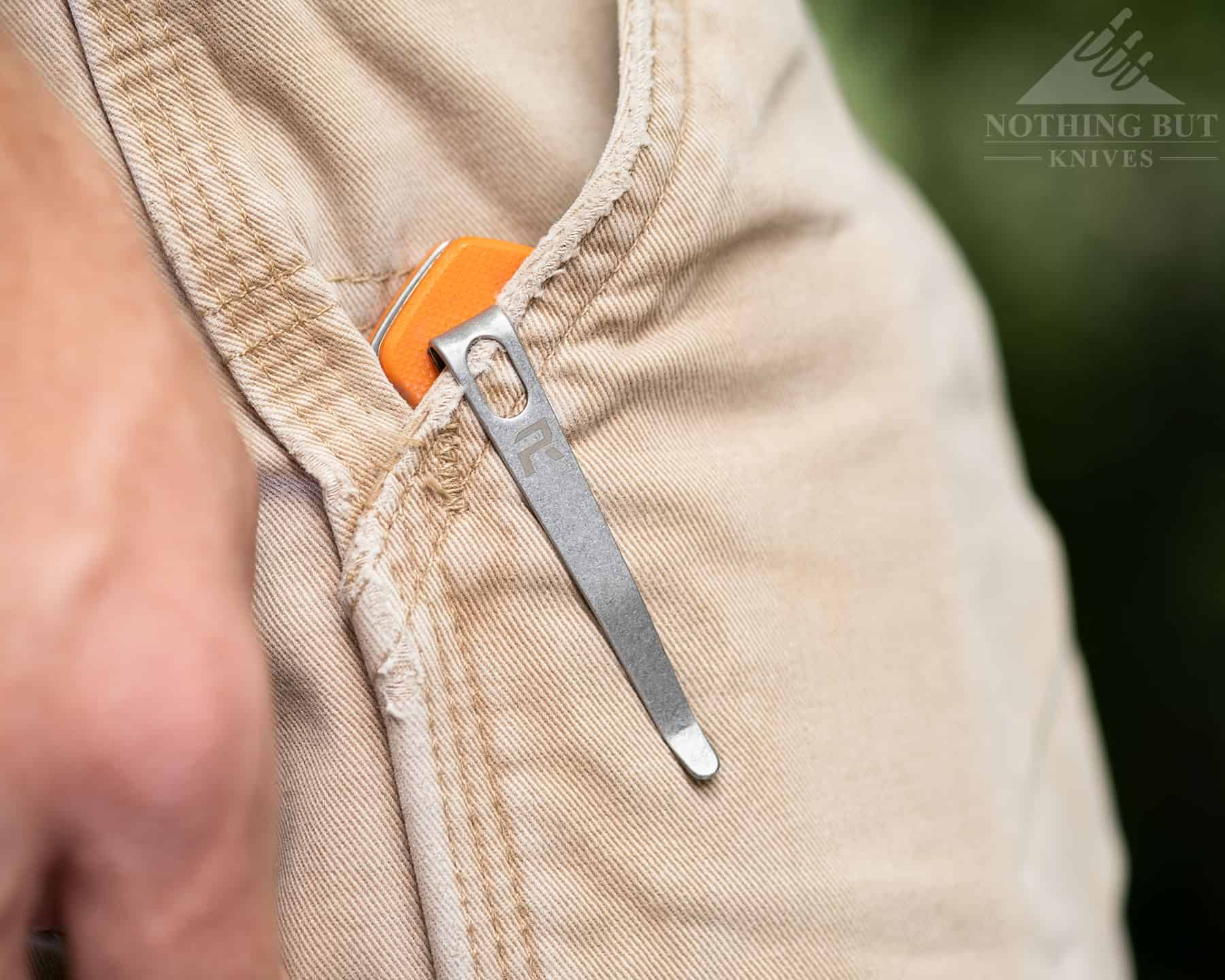 The pocket clip of the Revo Warden 2 holds the knife snugly in place. 