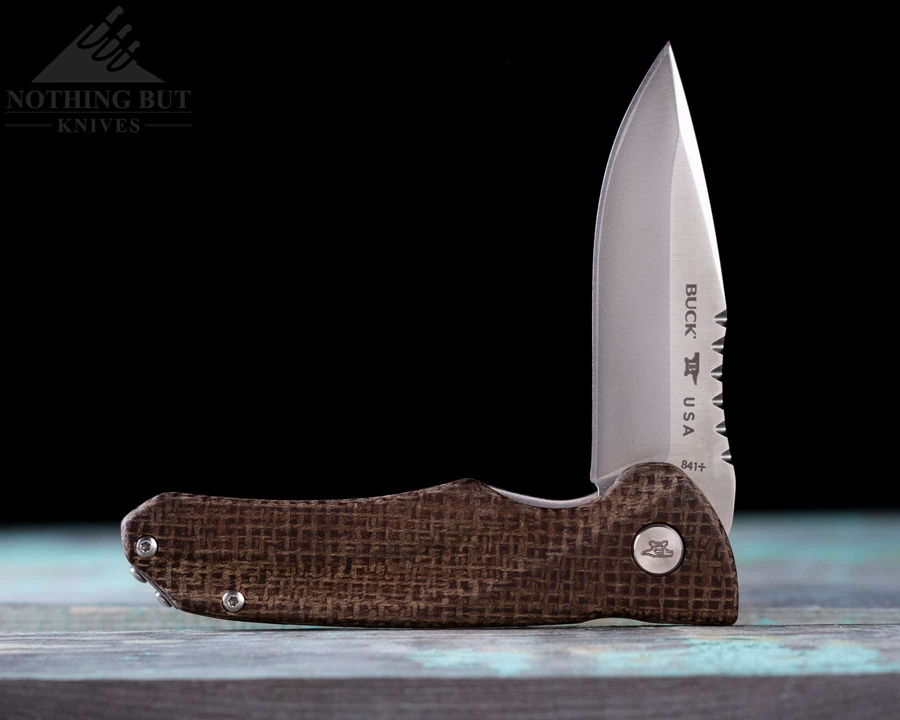 The versatile Buck Sprint Pro makes a great camping, tactical or hunting knife. The linen Micarta handle makes this knife easy to grip even in wet weather.