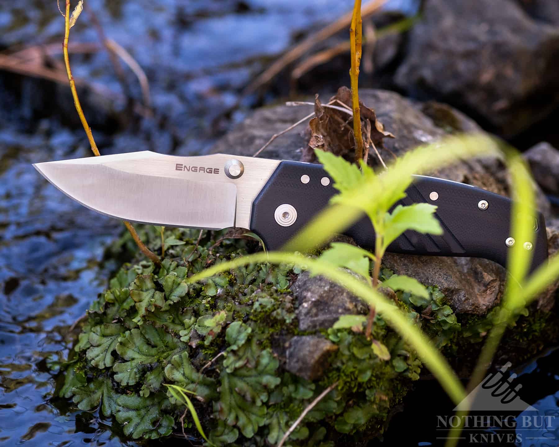 The Cold Steel Engage is a great choice for a camping, hiking or hard use pocket knife. 