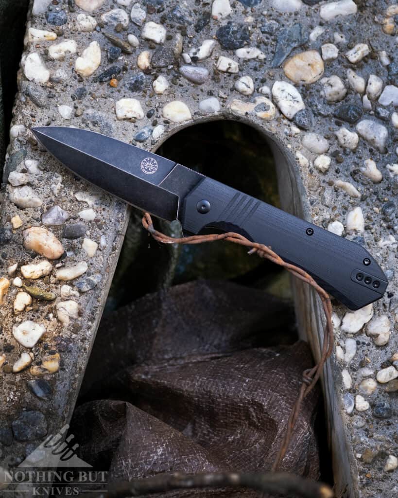 Off Grid Stinger Xl Review - Image 11 The Stinger is a big folding knife that is ideal for those with medium to large hands.