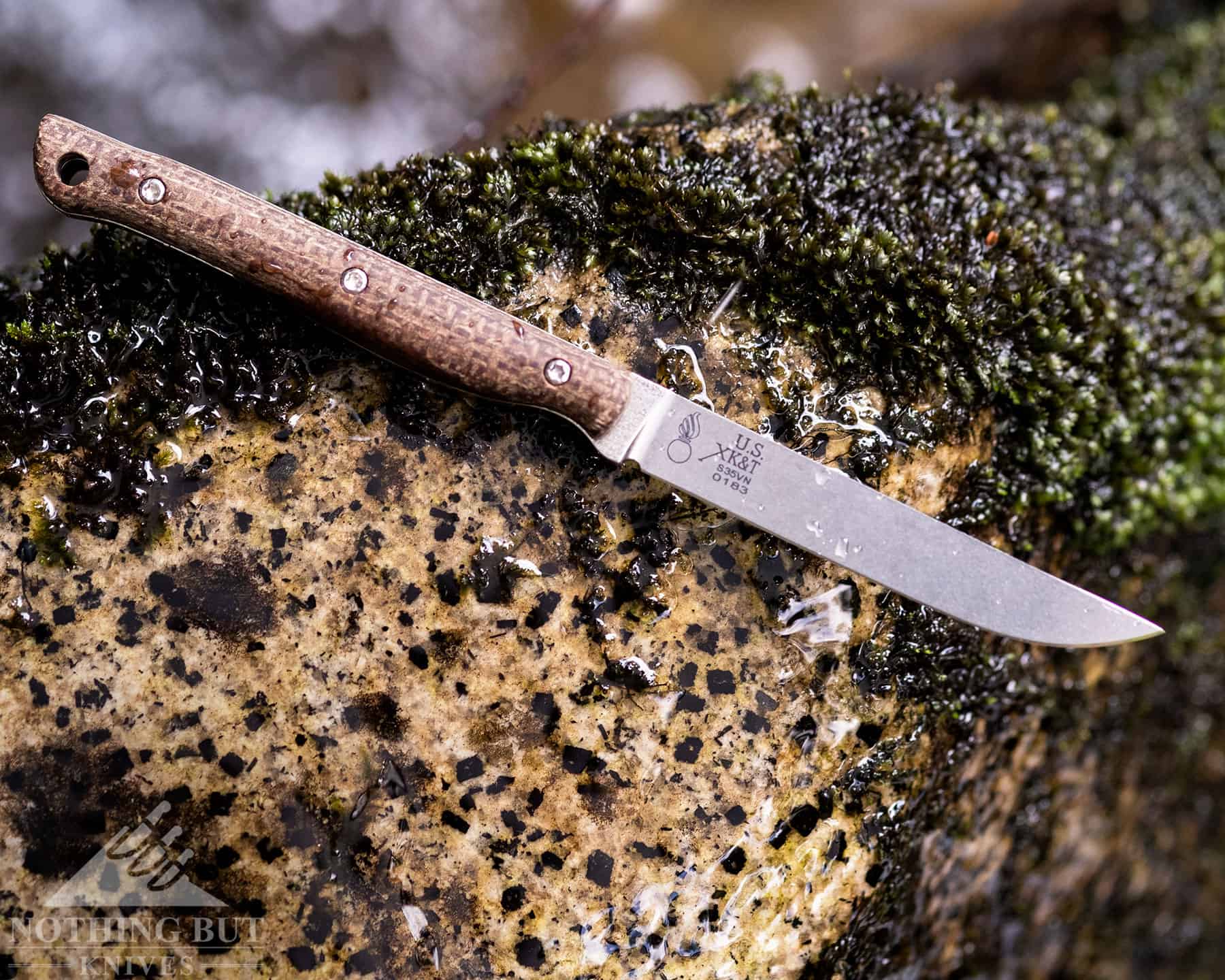 White River Knives Exodus 4 Review - Image 15 The White River Knives Exodus 3 is lighter and smaller than the Exodus 4.