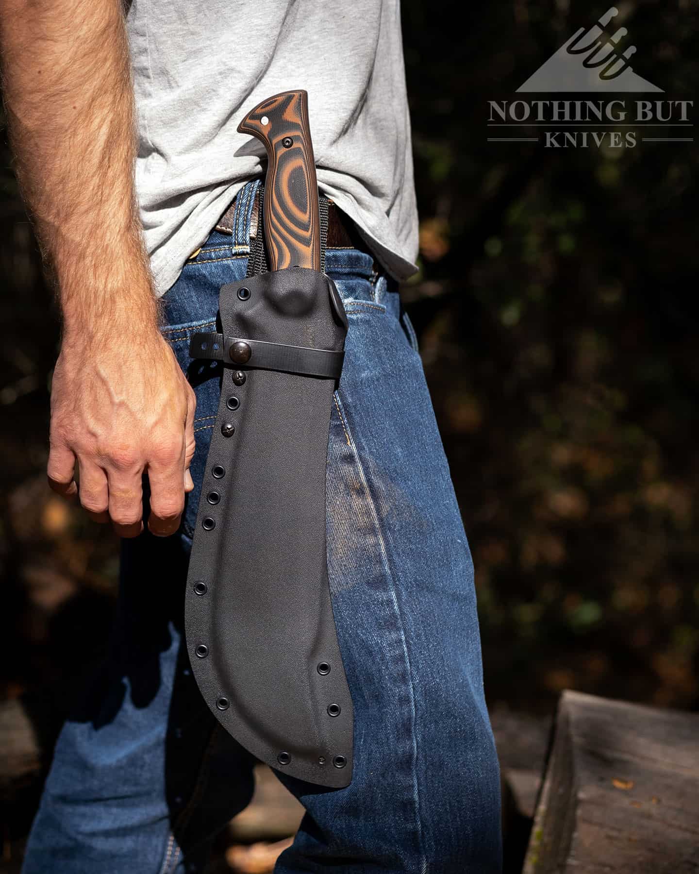 Work Tuff Gear Apex Review - Image 16 The Apex is a bit too large to carry while hiking.