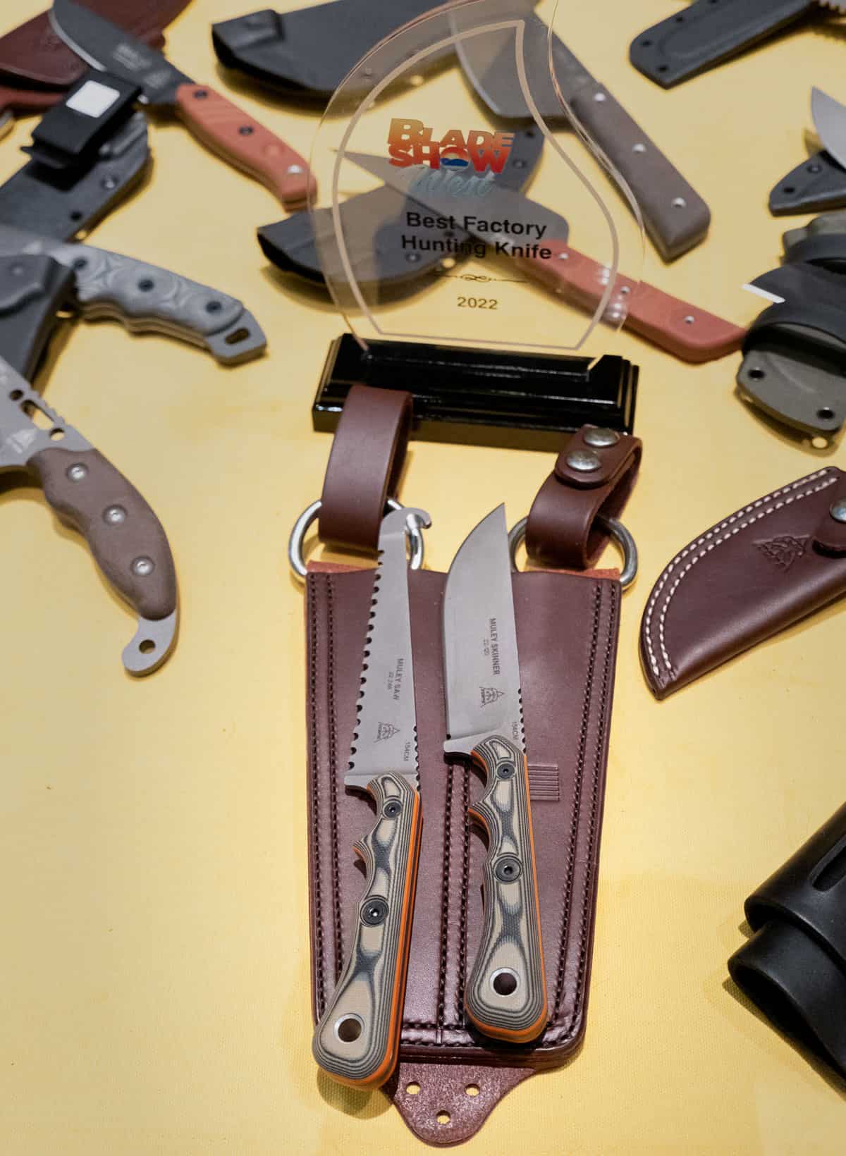 The winning Muley Skinner knife set from TOPS Knives
