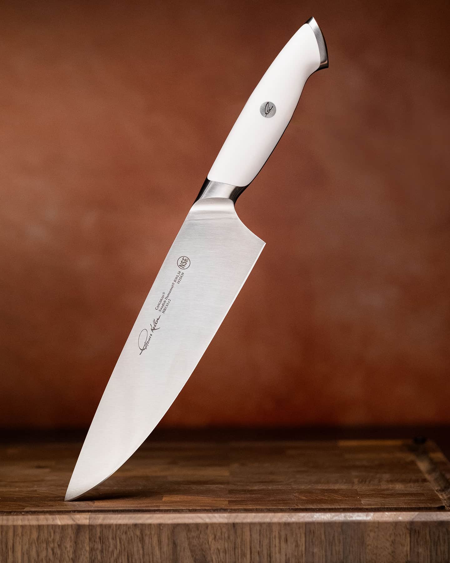 The Cangshan Thomas Keller Signature Collection chef knife has the feel of a high end kitchen knife.