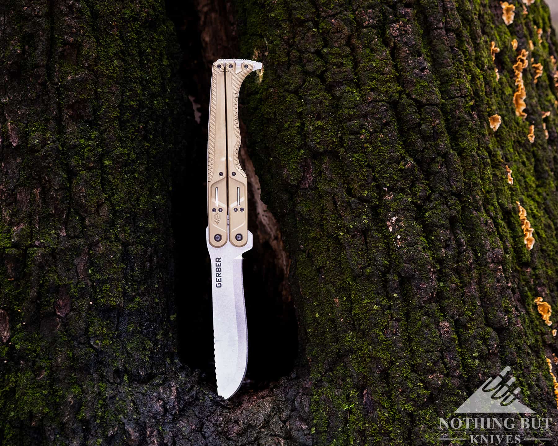 The Gerber Doubledown looks like a large butterfly knife, but it is more of a folding machete. 