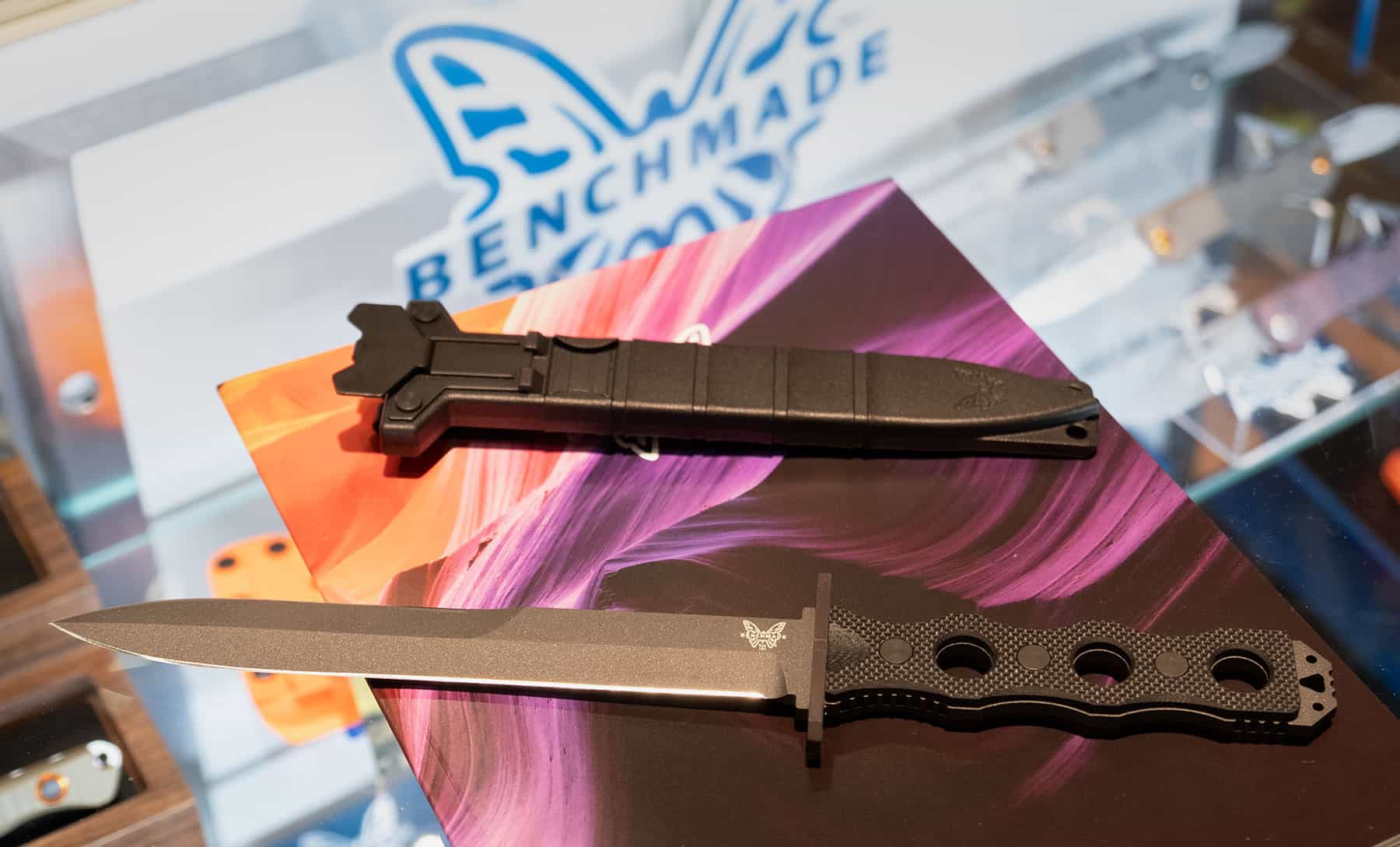 The SOCP fixed blade from Benchmade is a tactical dagger that is compatible with the M4. 