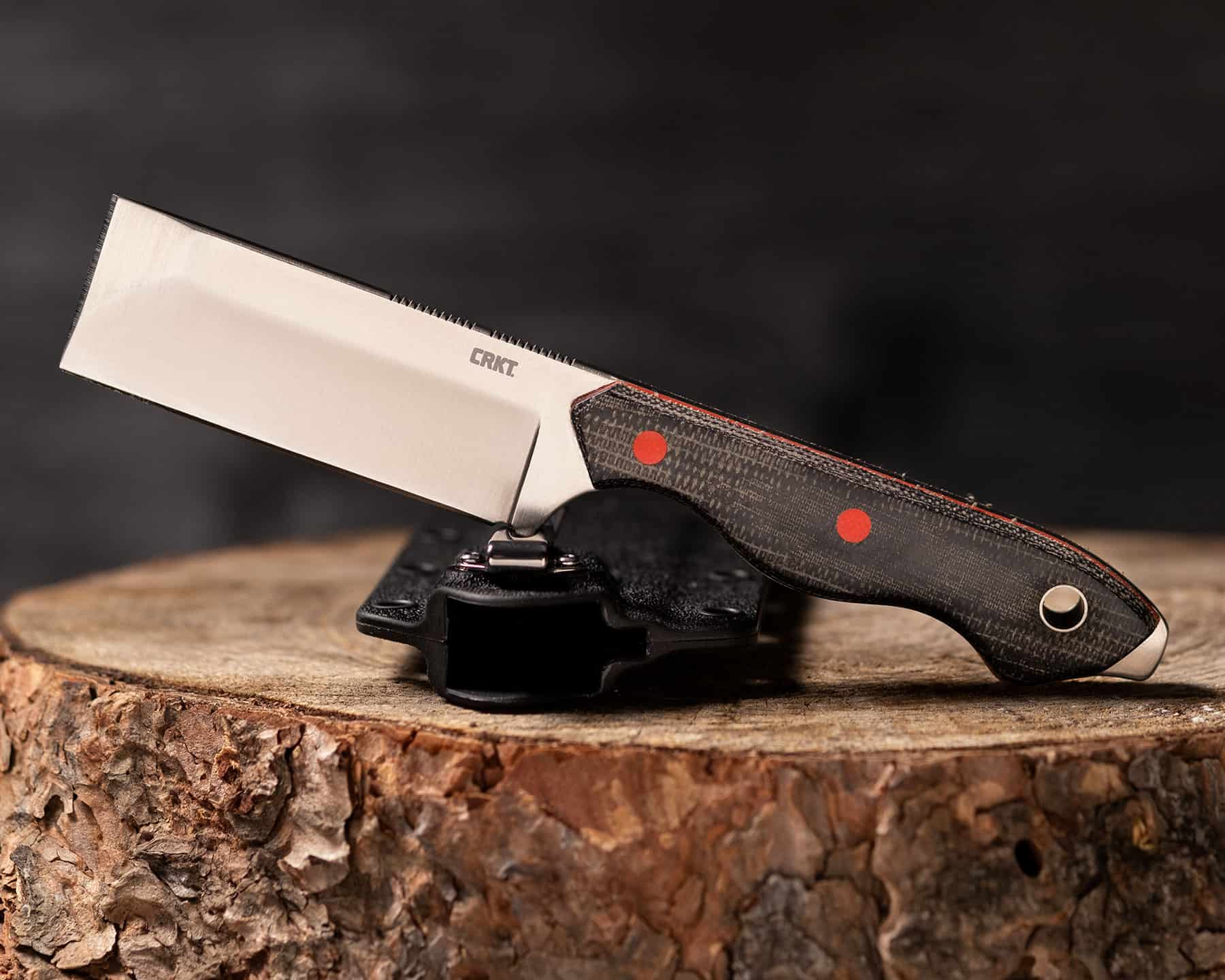 The CRKT Razzle compact ships with a pocket sheath.  
