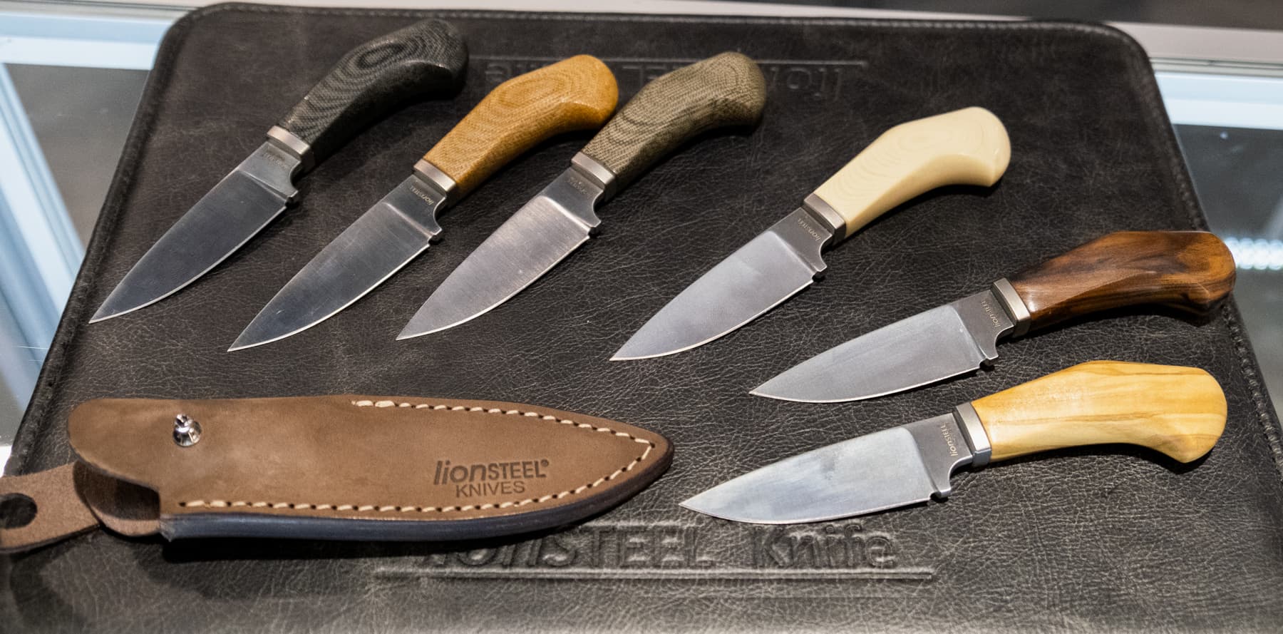 The LionSteel Willy has a 2.5” blade with a full flat grind in Bohler M390 steel.