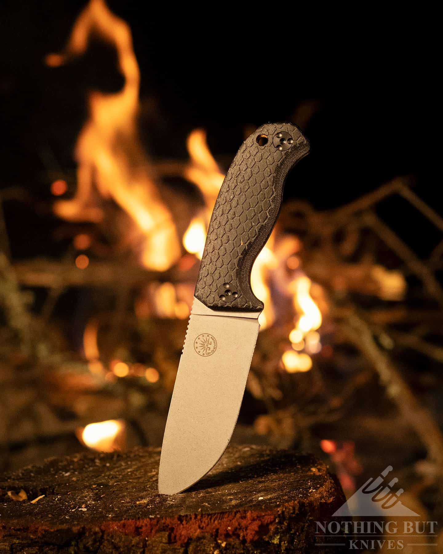 The Off-Grid Tracker-X2 won a 2022 Drunken Hillbilly award for the Best Knife Design Update.