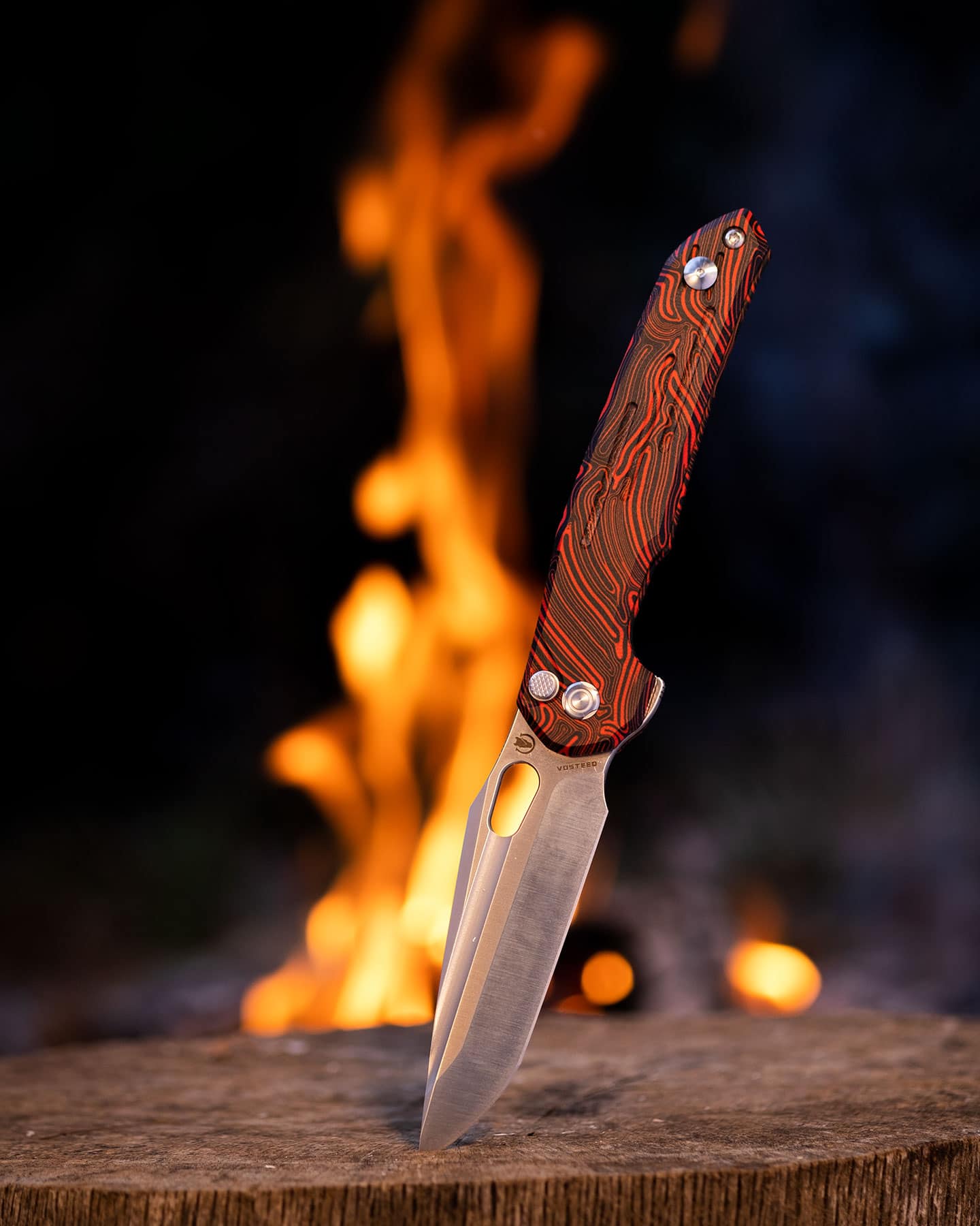 The Vosteed Thunderbird is a fidget flipper friendly button lock pocket knife designed by Dr. EDC.