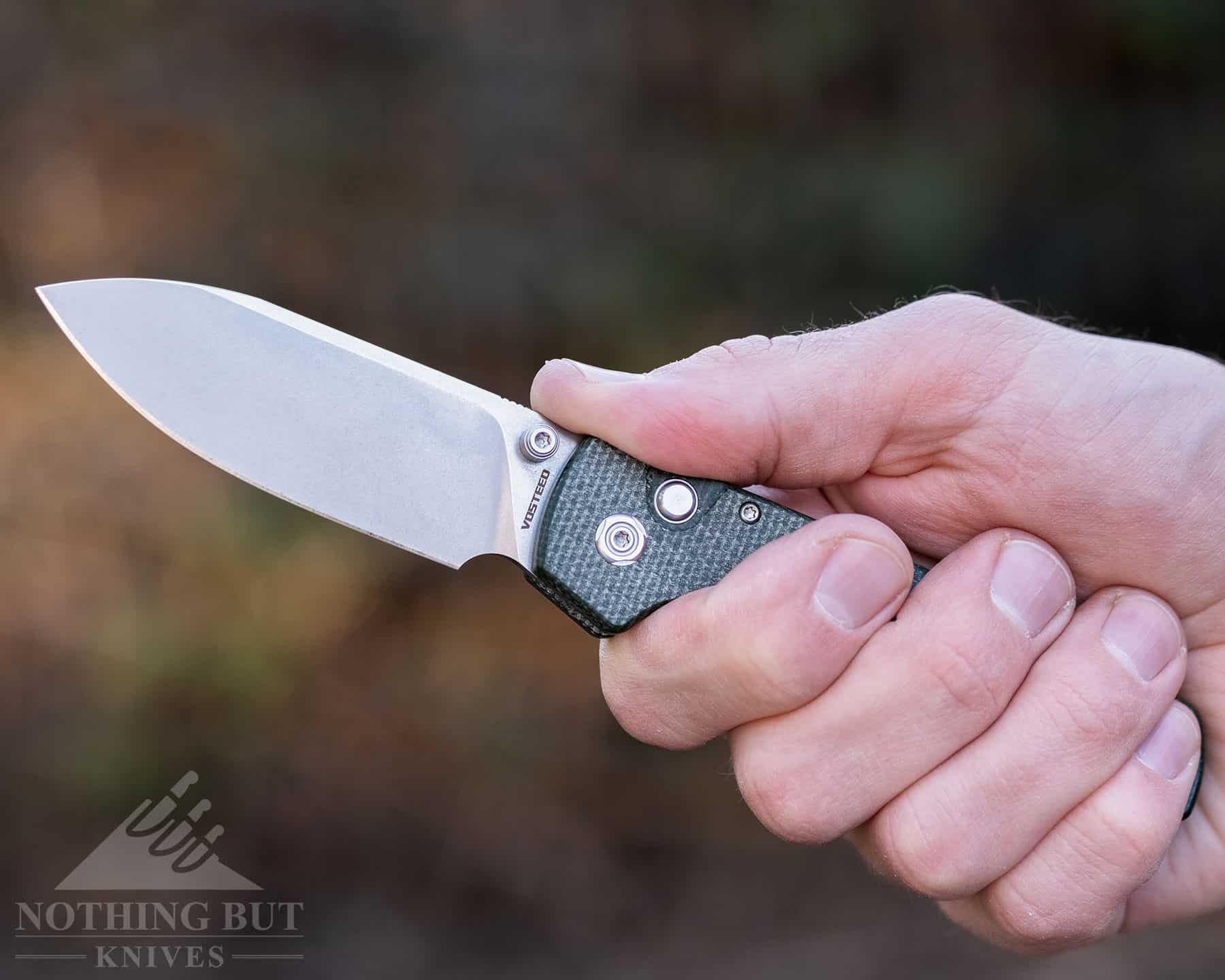 Vosteed Raccoon Review - Image 5 The Racoon is comfortable in a variety of hand grips.